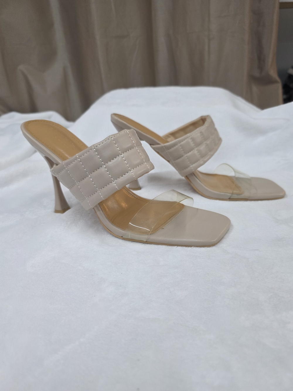 Shoe Dazzle Quilted Beige & Clear Strap High-Heel Sandals